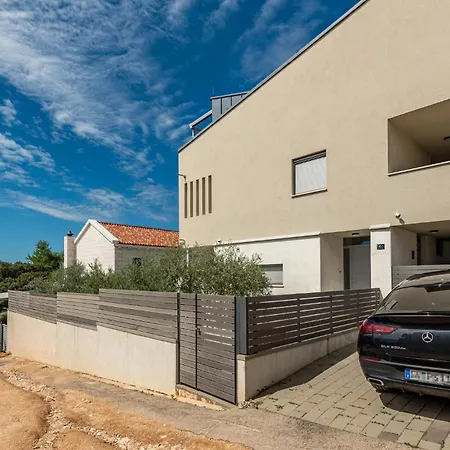 2 Bedroom Gorgeous In * Kožino