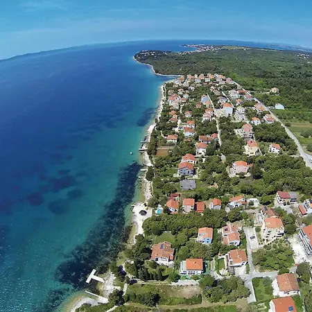 2 Bedroom Gorgeous In Kožino