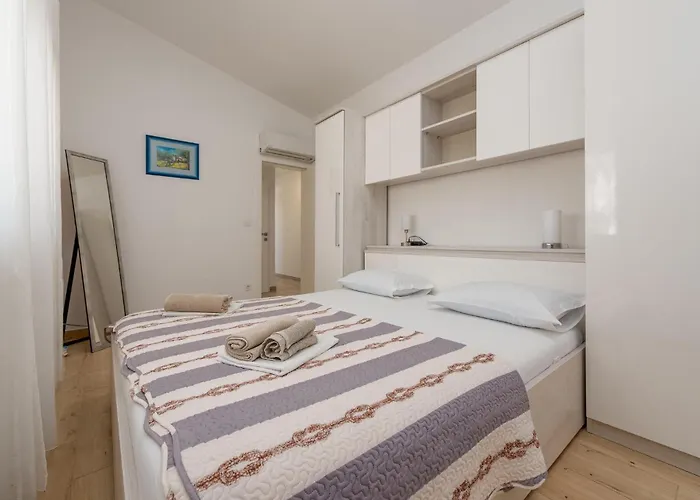 דירה 2 Bedroom Gorgeous In *