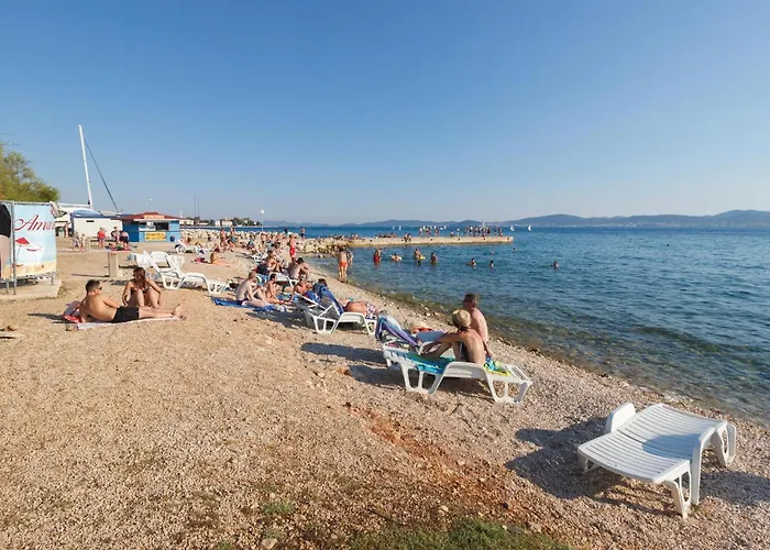 2 Bedroom Gorgeous In Apartamento *